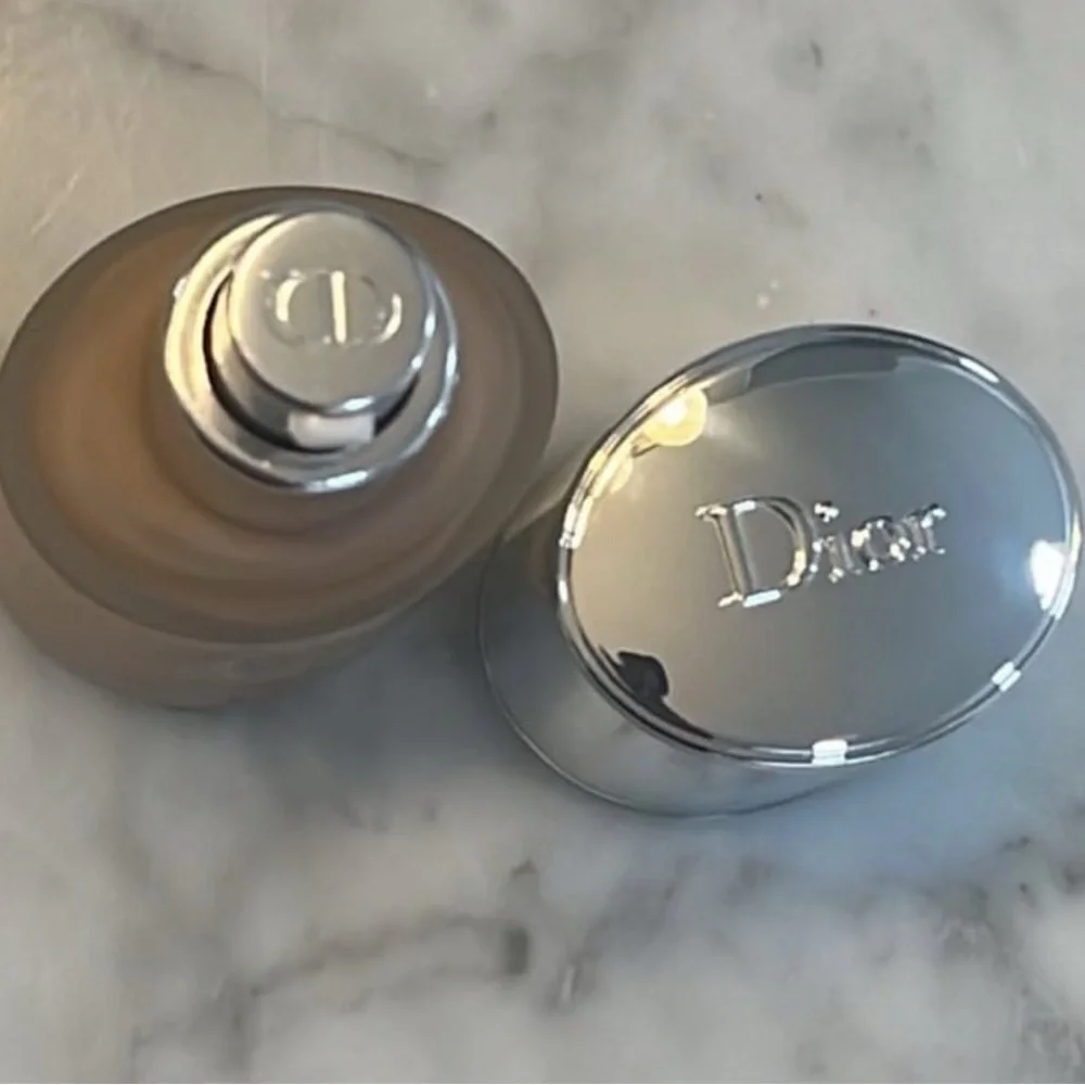 DIOR Capture Totale Super Potent Serum Foundation 3N SPF 20